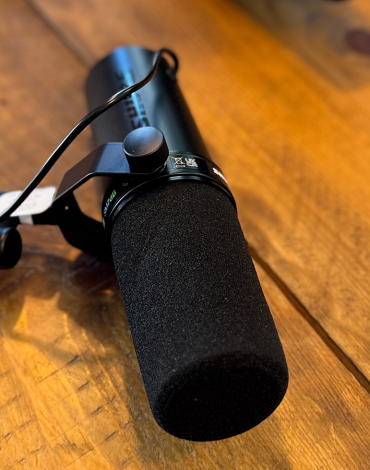 Podcastmikrofon und Setup bei sevenam